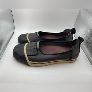 Sorel women’s black loafers size 7